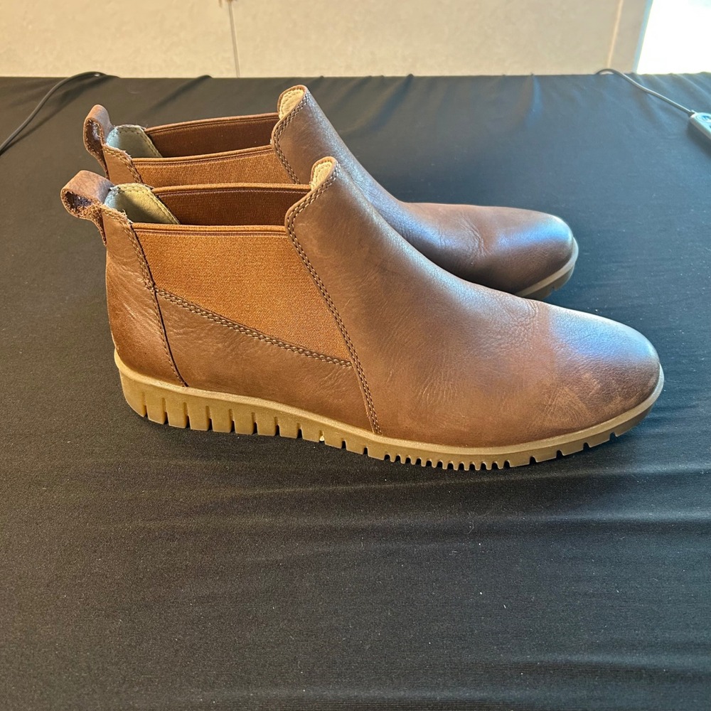 dansko louisa Chelsea low short ankle boots booties brown leather EU 39 US 8.5 - Picture 2 of 9